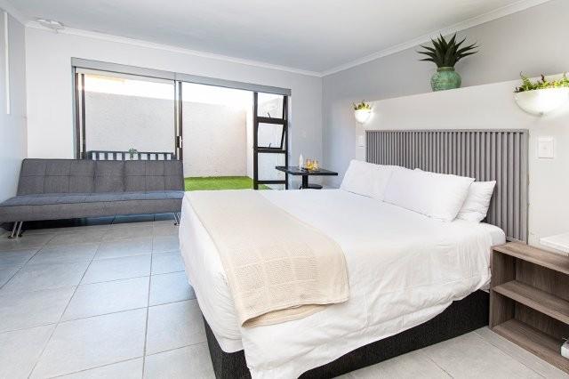5 Bedroom Property for Sale in Mossel Bay Golf Estate Western Cape